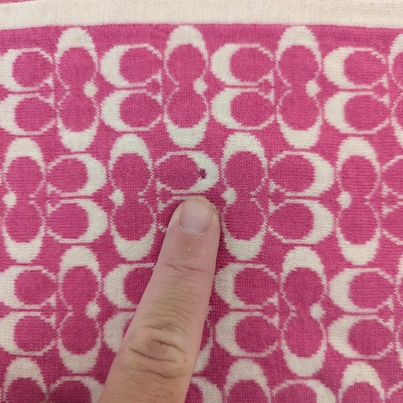 COACH Magenta And White Monogram Merino Wool Scarf - Picture 3 of 8